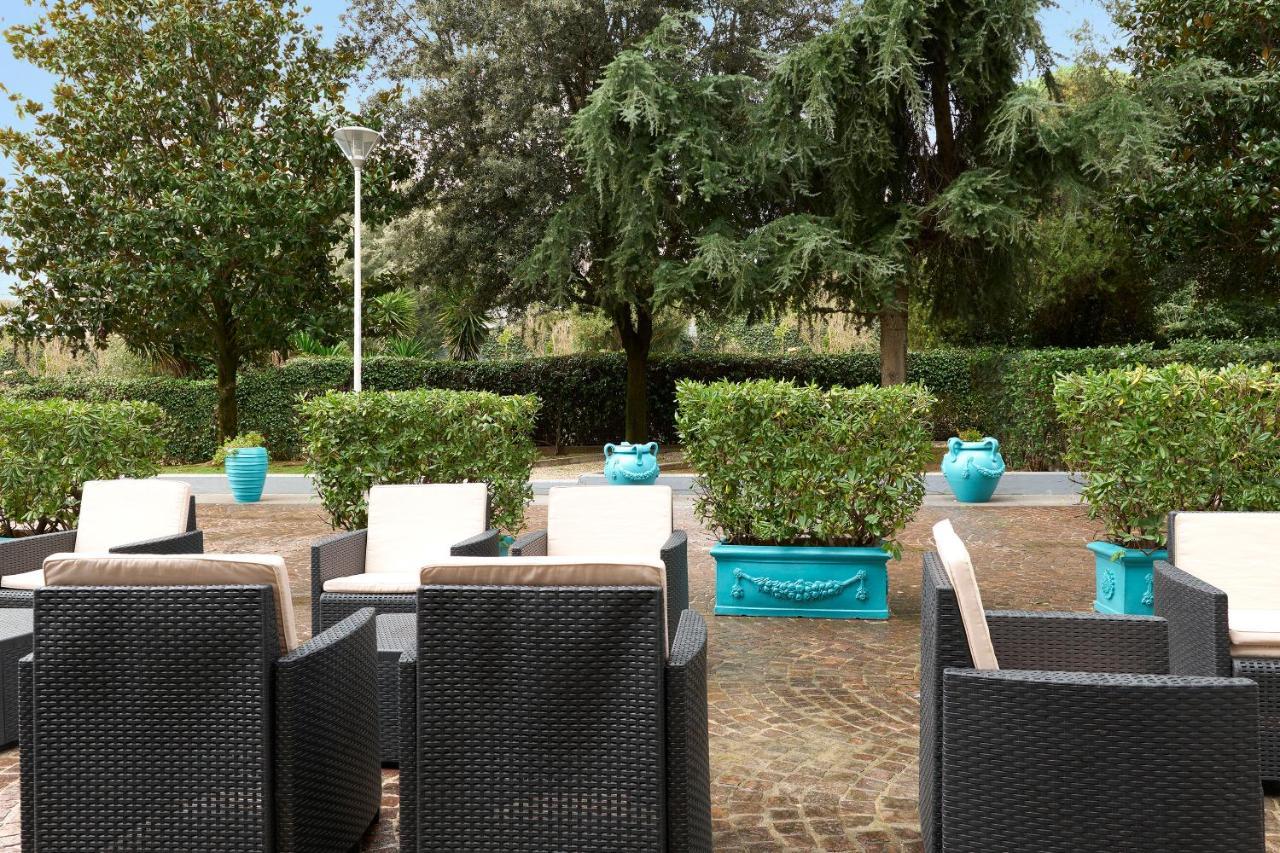 Hotel Occidental Aran Park Rom Exterior foto